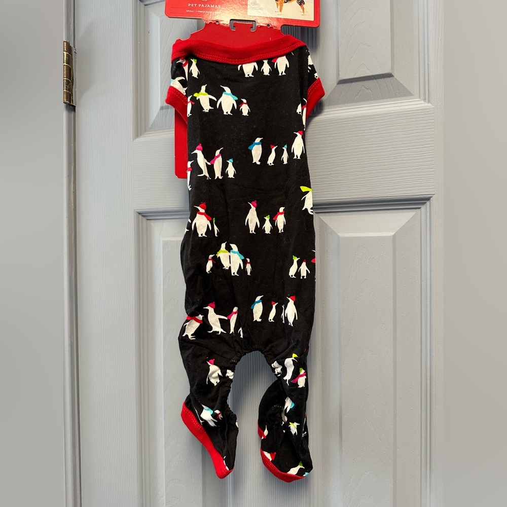 Wondershop Black Penguin Print Dog Outfit